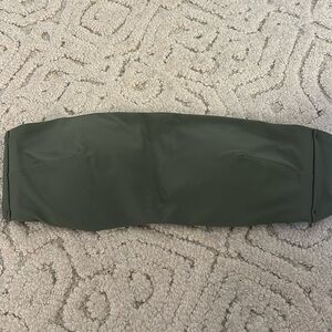 Green aerie strapless bandeau swim top. Size medium